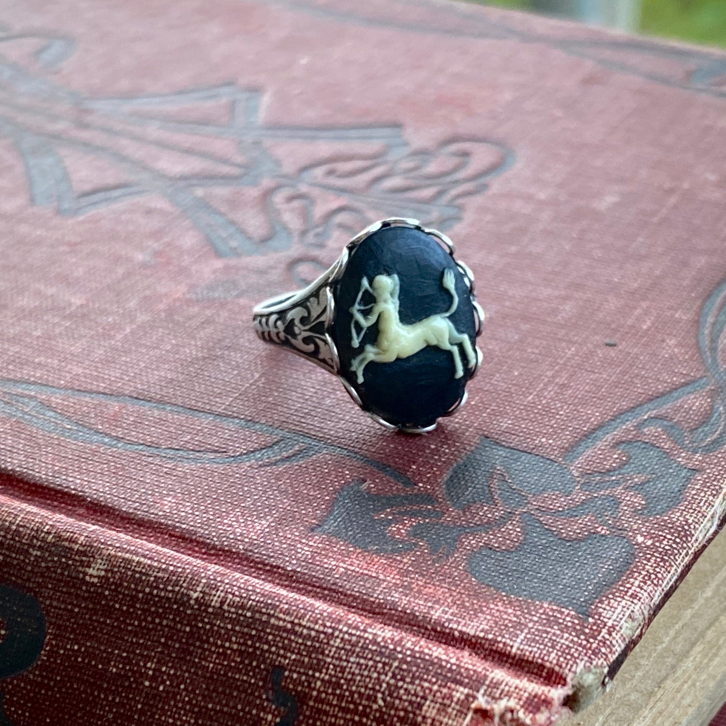 Vintage Zodiac Cameo Ring - Sagittarius